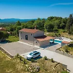 Des4u Tatil Evi *