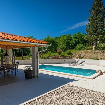 Holiday home Des4u