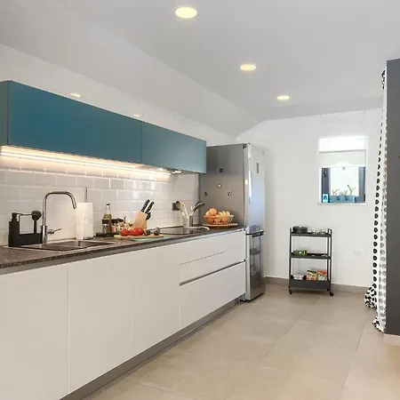 Holiday home Des4u Kostrcani