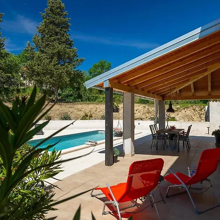 Holiday home Des4u *