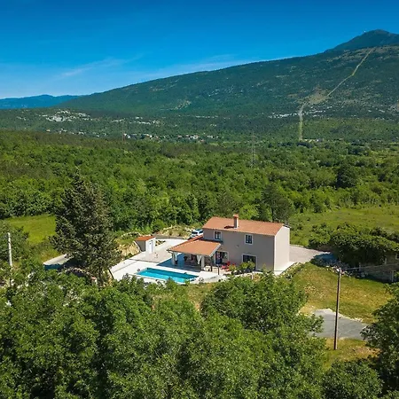 Holiday home Des4u *